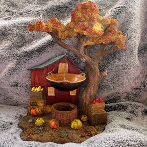 Yankee Candle Antique Barn Hanging Tart Warmer